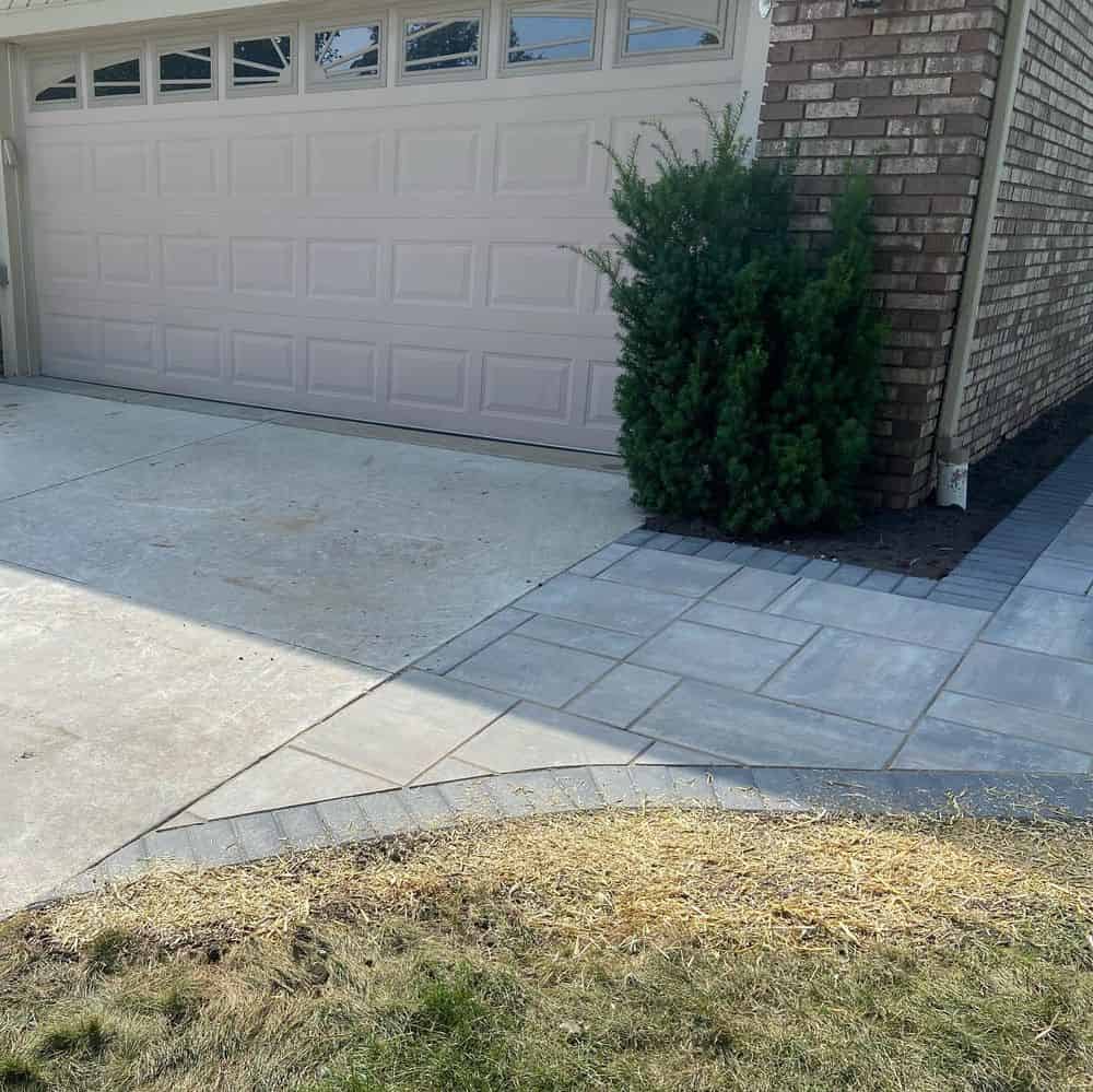 Driveway Pavers image